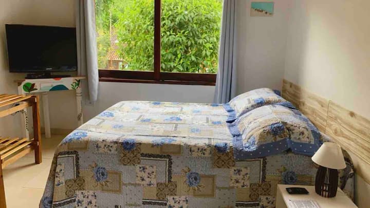 kitanda cha watu wawili