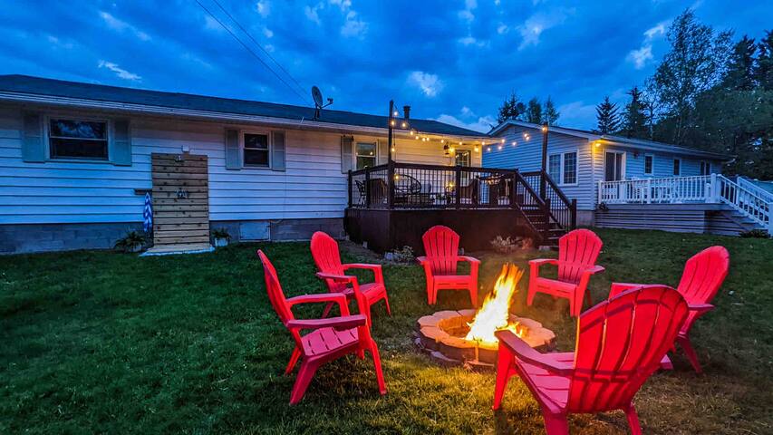 Sea Shanty: Beach Escape with BBQ & Outdoor Shower