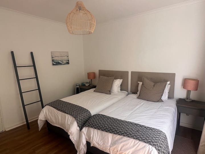 Bedroom 2 with 3/4 beds 