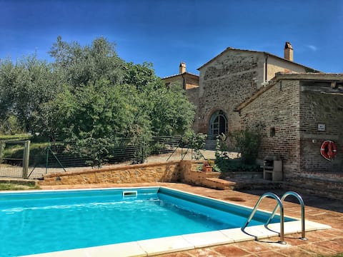 Pasqui Villas : Tribbio private house pool WiFi