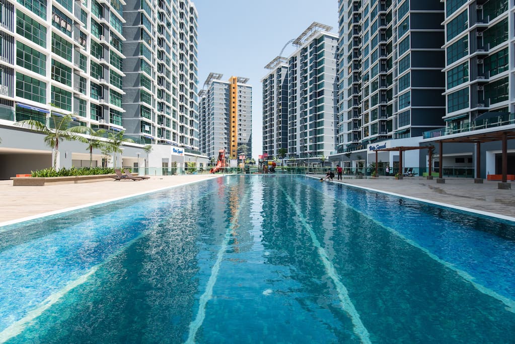 pool view