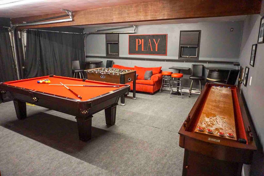 Game Room: Pool, Shuffle Board, Foosball, Darts, Ping pong, Cornhole and Board Games