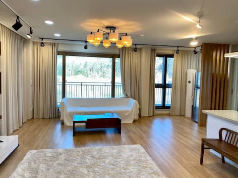 [Mountain View] A model house upcycle house where you can enjoy the clear air and nature of the Hong