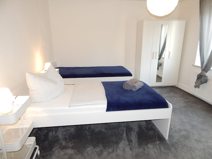 Schlafzimmer 2, Betten zusammen oder auseinander