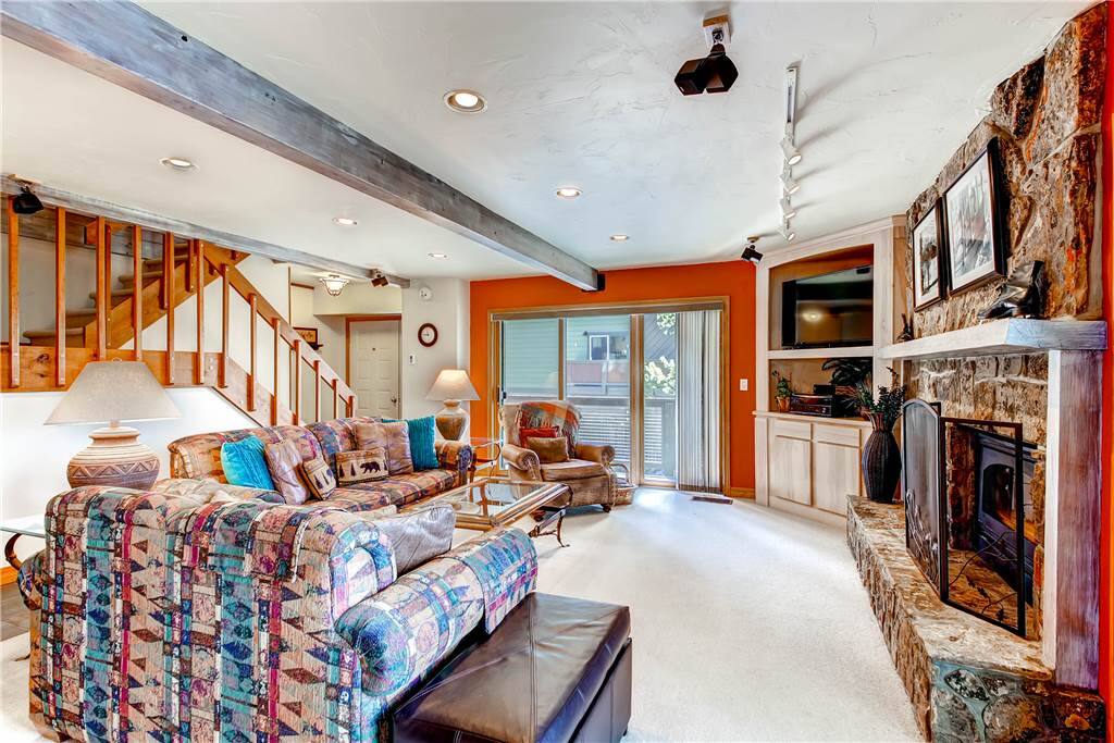Fireplace,Hearth,Furniture,Indoors,Room