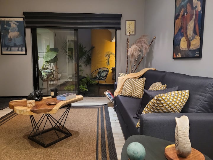 Cozy suite in the heart of La Condesa Vacation homes for Rent in