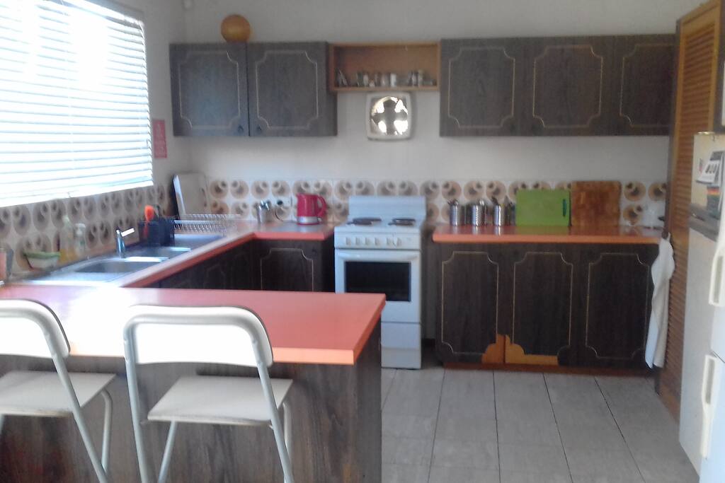 Kitchen for cooking and chilling