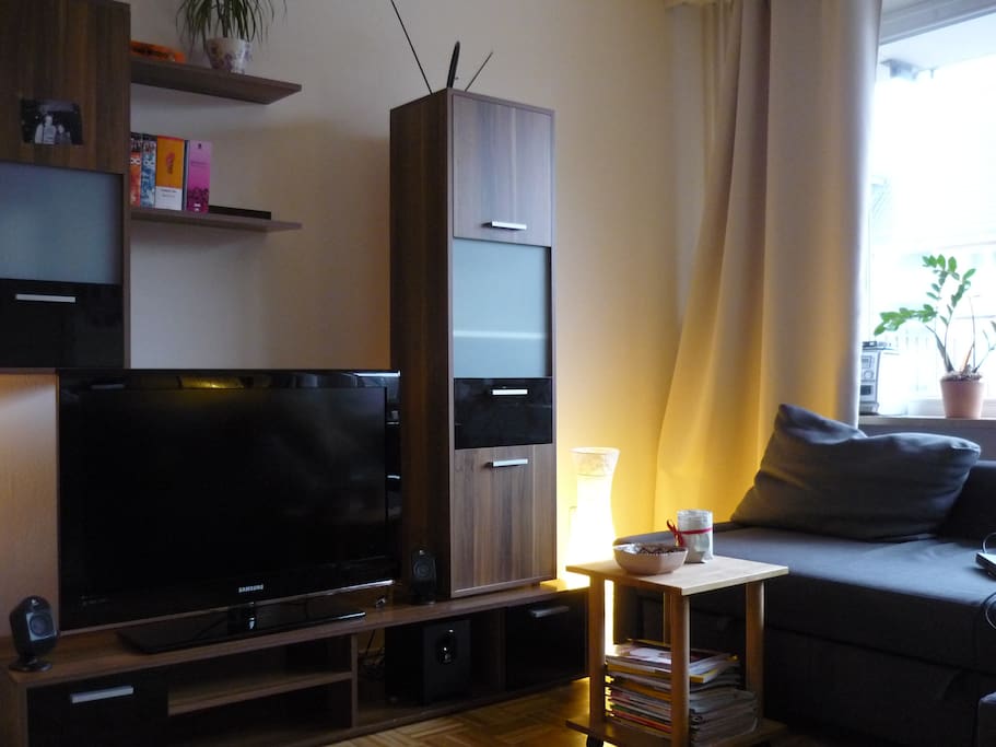 37'' TV
