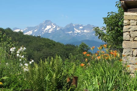 Petit gîte en montagne avec vue exceptionnelle