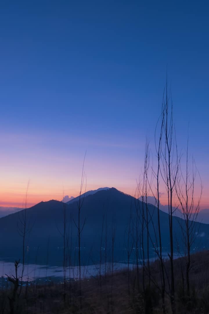 Visita Il Monte Batur E Le Sue Sorgenti Termali All Alba Airbnb