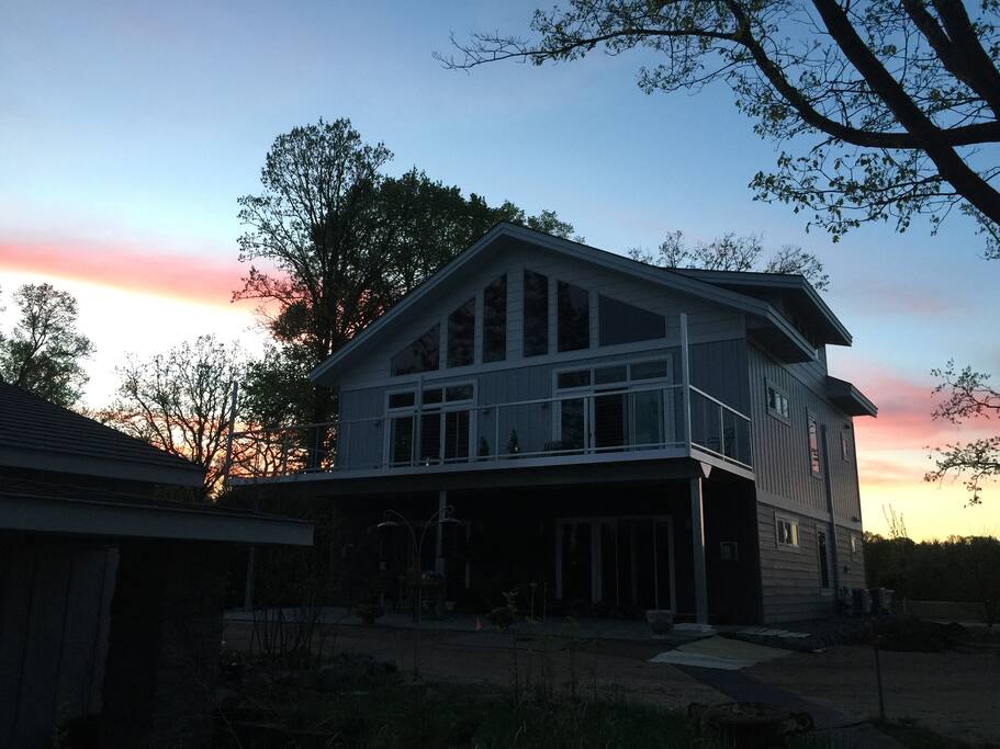 Entire building with 2 units above and 2 below (see other listings on AirBnB).