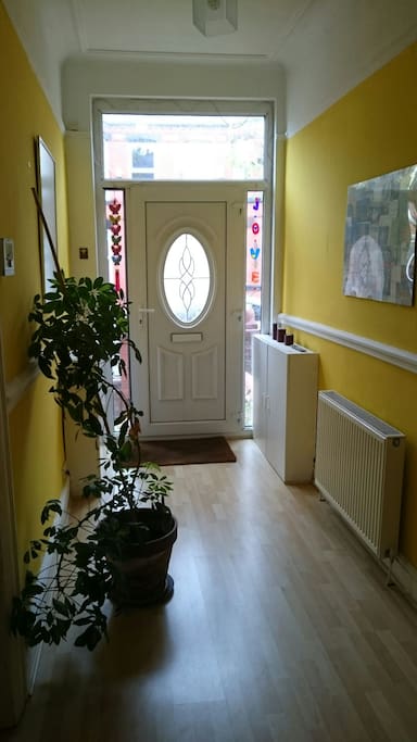 Spacious entrance hall