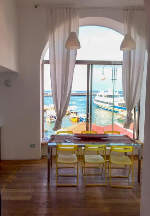 Appartamento panoramico sul mare