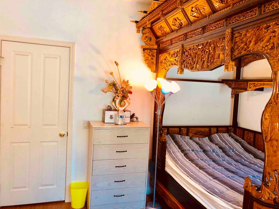 It is duplicate style of bed by the Empress Dowager Cixi during the last era of Qing Dynasty. Each panel is carefully hand craft by the master to symbolize the happiness of wedding ceremony with Dragon and Phoenix.