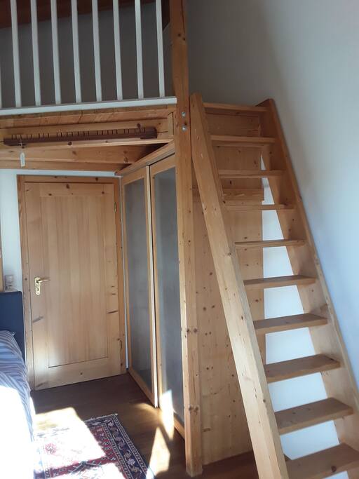kleine Empore im Schlafzimmer