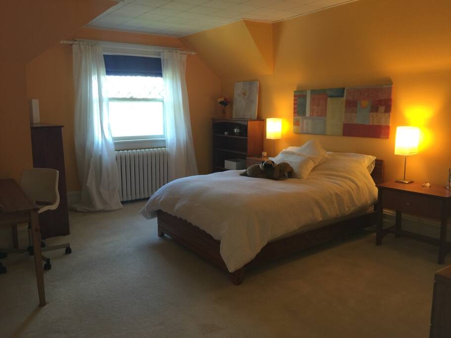 3rd. floor Double bedroom
