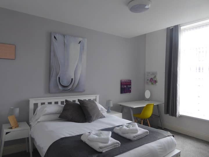 חדר שינה 1 במקום של מיה 03