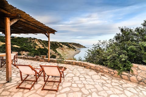 Petrino, 70 sq m house by the sea away from crowds