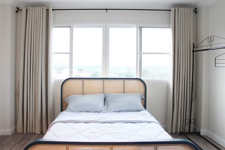 חדר השינה השני.