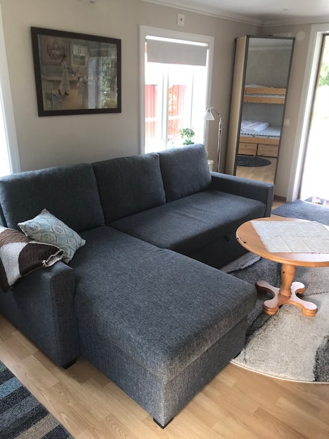 Top performing Airbnb: Sally's Cabin along Road 42 in Alingsås
