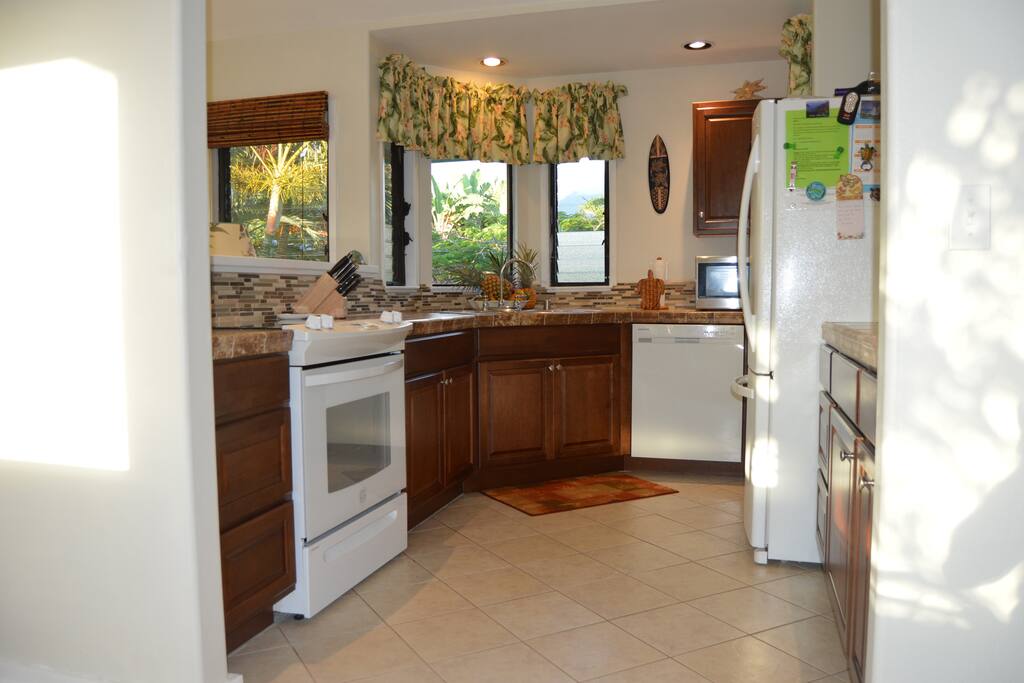 Full kitchen to prepare your own meals