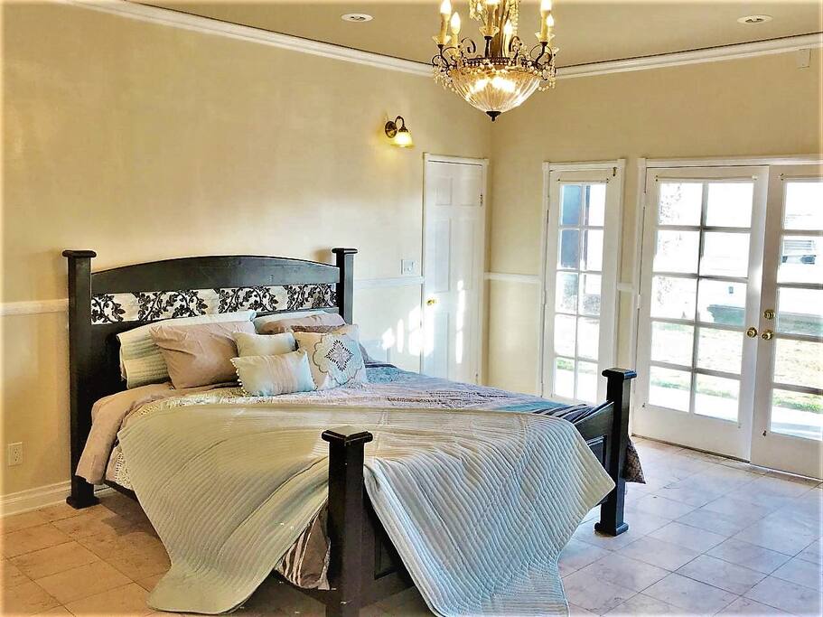 Stay in our private room at a historic Hollywood mansion