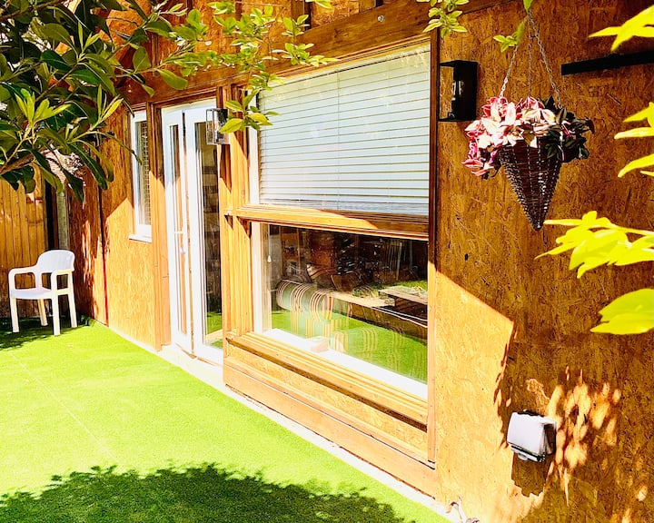 North Finchley Vacation Rentals & Homes North Finchley, North