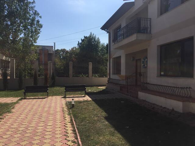 Airbnb Olimp Vacation Rentals Places To Stay Constanța