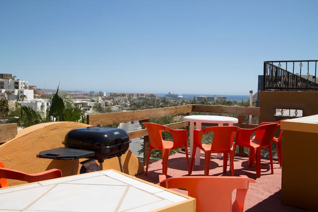 AWESOME VIEW of the Sea of Cortez from the rooftop. Have a barbque and beer.