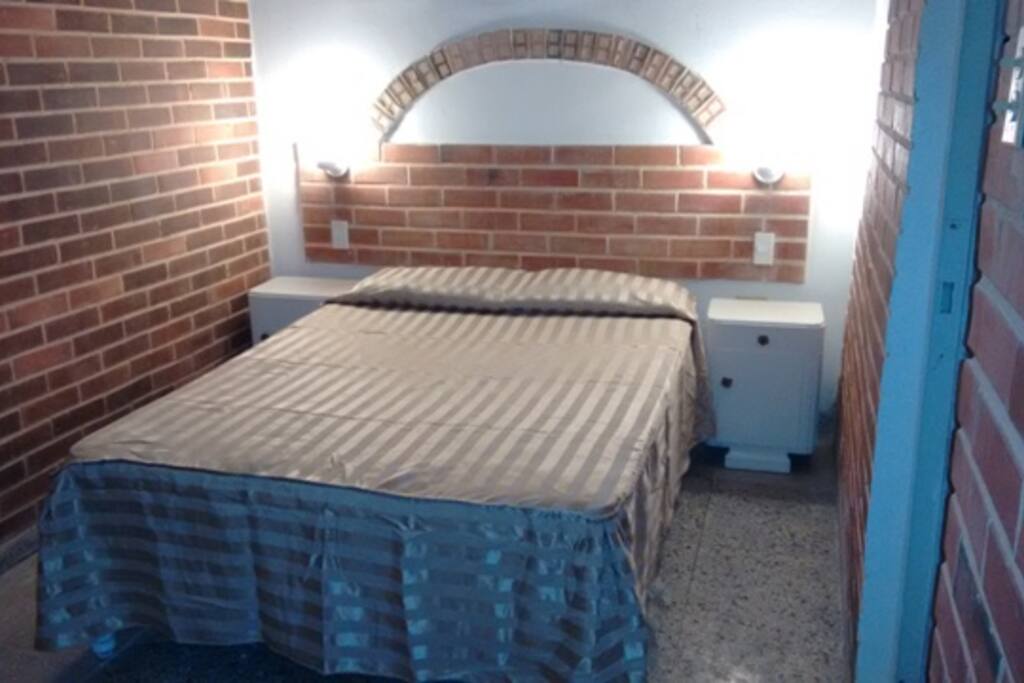 La amplitud de la habitación, con su baño interior