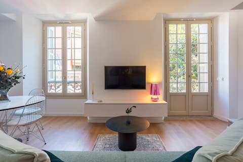 Top Airbnb: Luxury Penthouse in Historic Center with Terrace in La Merced