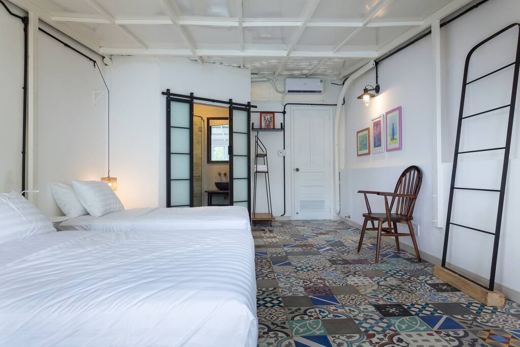 Loft room, two beds suitable for group/ family or if you want a lot of spaces
