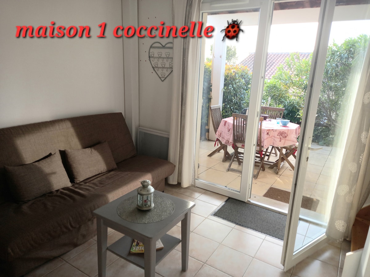 Дневна соба 1