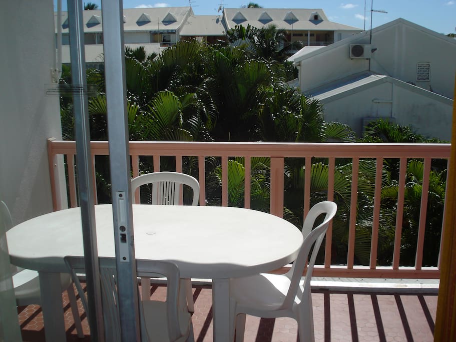 Terrasse et jardin tropical
