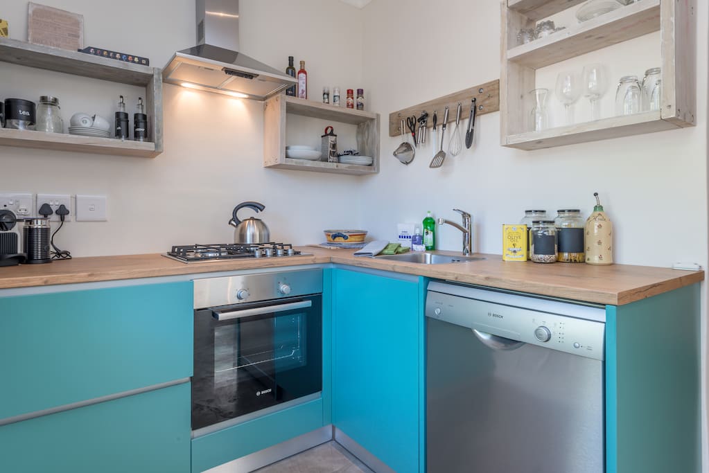 Fully equipped kitchen