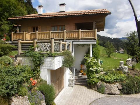 Top Airbnb: Haus Verdandi - Find peace in the here and now in Oberstaufen