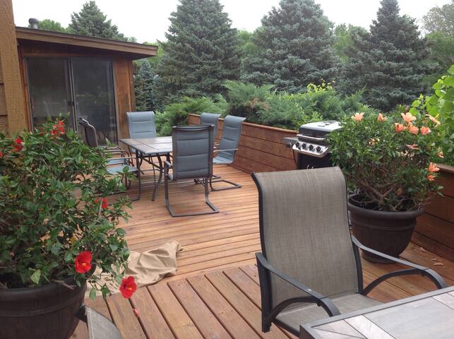 Airbnb Yankton Vacation Rentals Places To Stay South