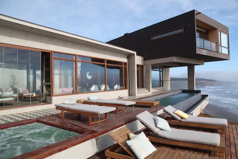 Casa Cliff. 7 Suites for families or groups .