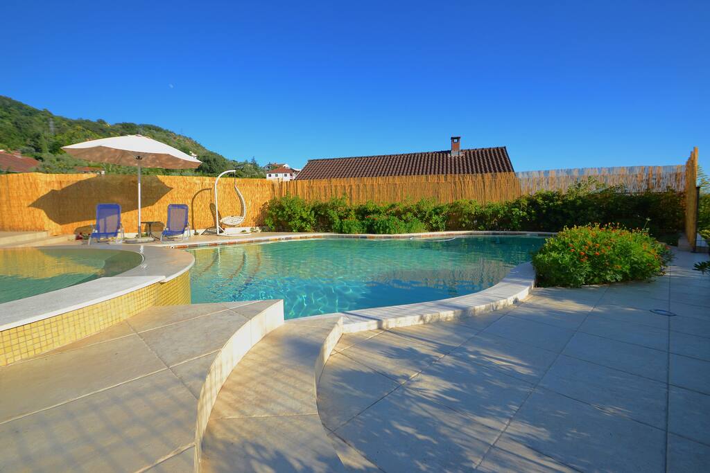 Pool area