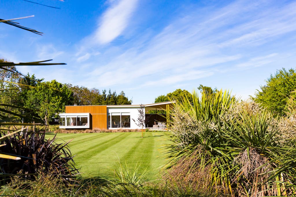 Lawns and garden where you're free to wander.