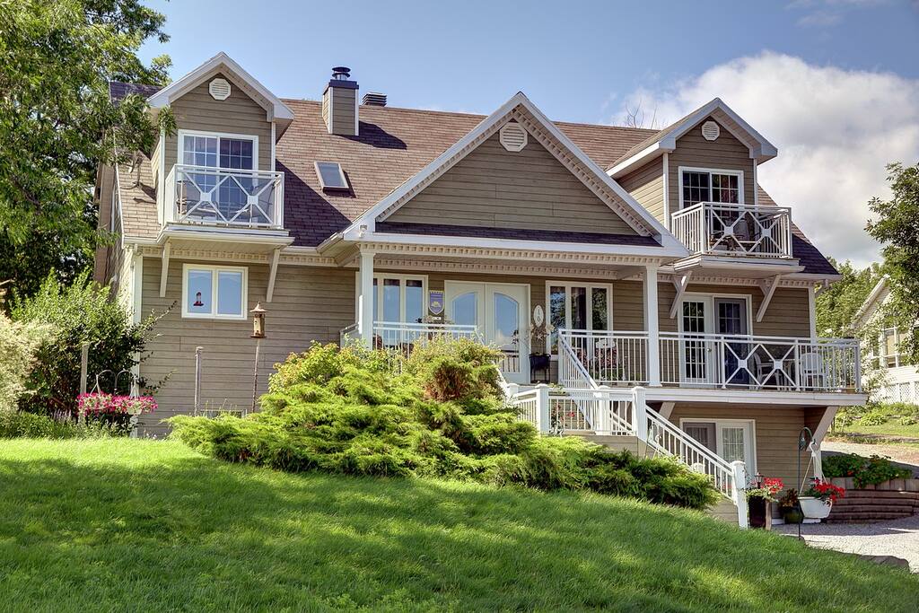 La Maison face au Fleuve