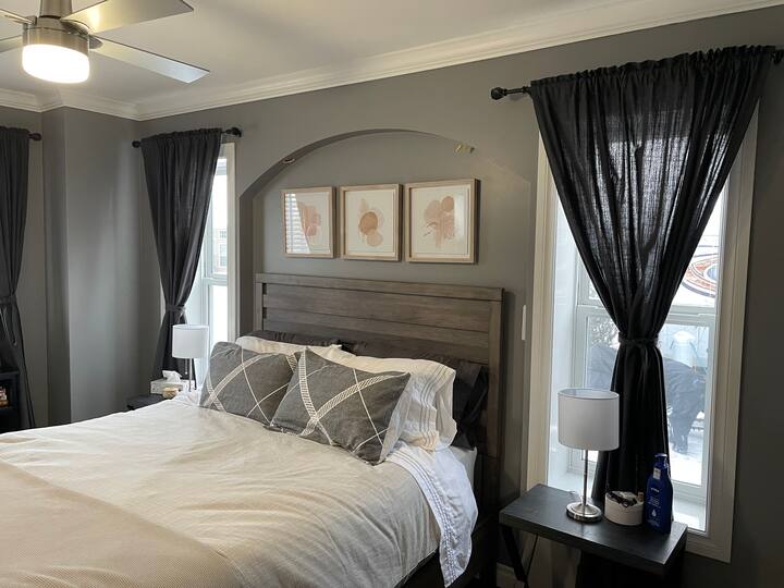 Master Bedroom with Queen-sized bed plus ensuite and walk-in closet.