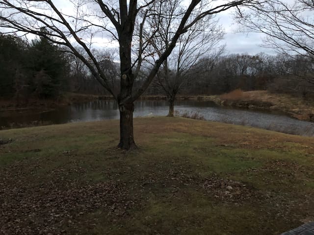 Airbnb Newton Vacation Rentals Places To Stay Illinois