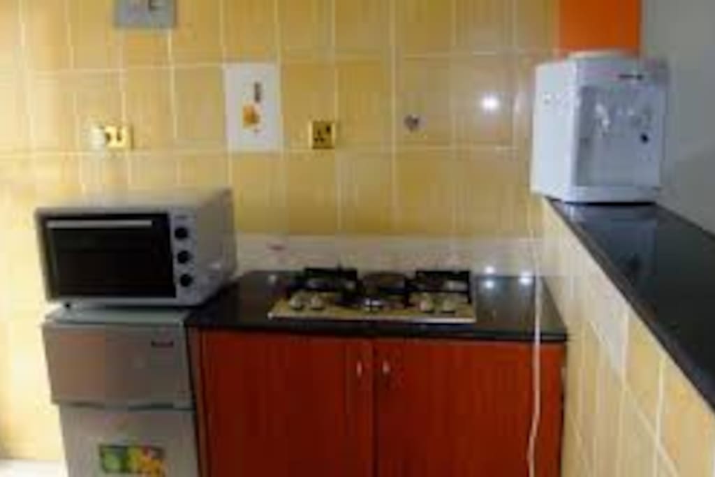 fully equipped kitchen