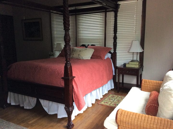 ห้องนอนใหญ่ (Master Bedroom)