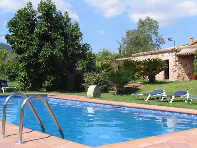 Masía en la Costa Brava