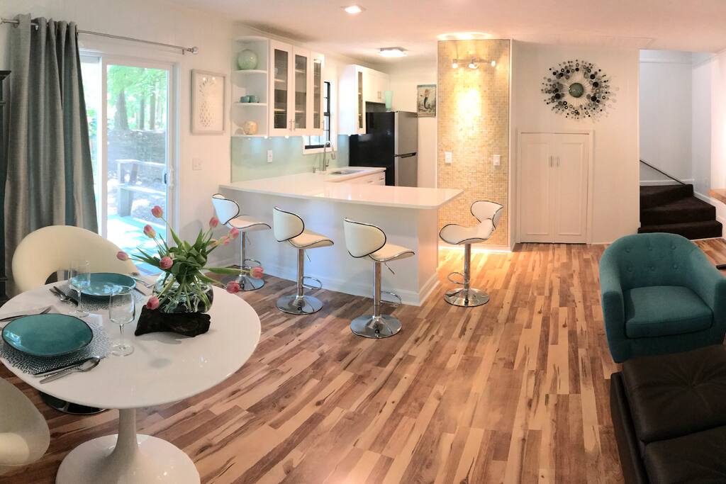 Light and airy open kitchen and living area. Brand new remodel.