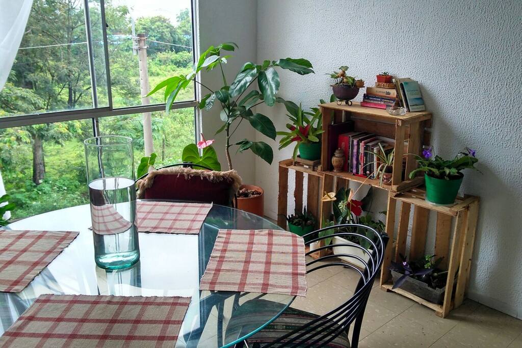 sala de estar... con fresco Rocío de la mañana.