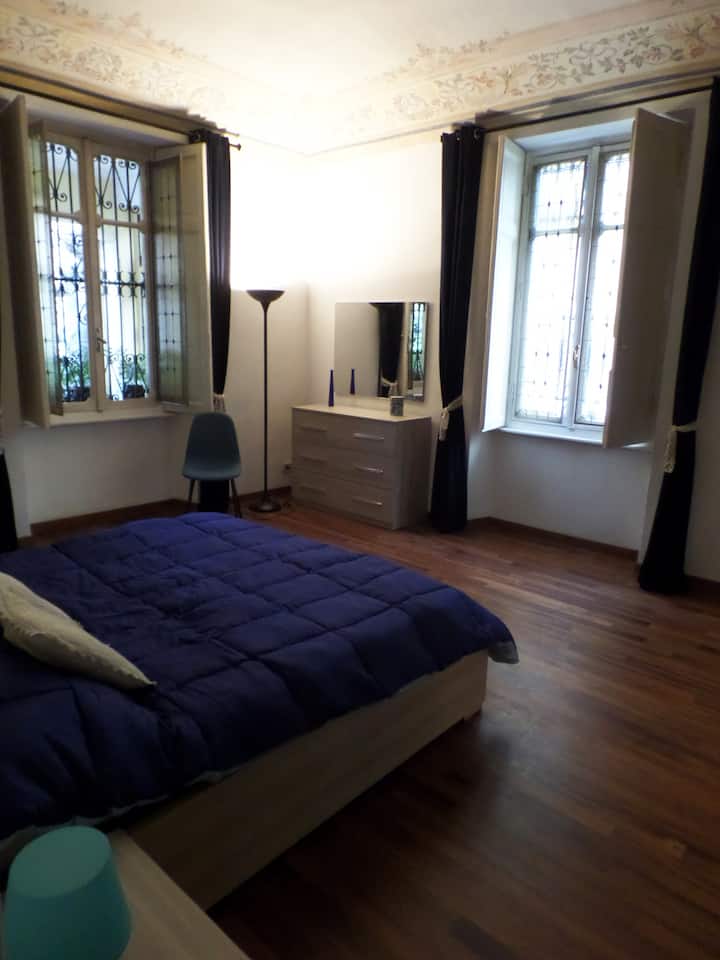 غرفة نوم المولي