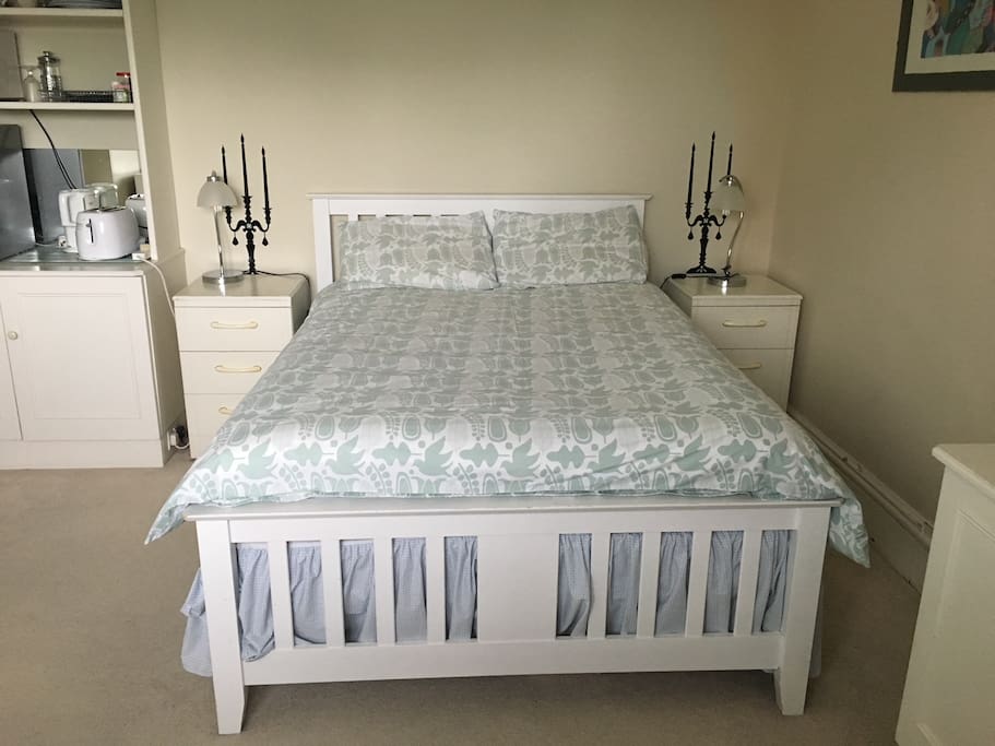 Comfortable double bed